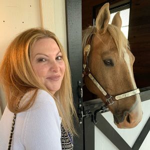 Meet your Posher, Shari